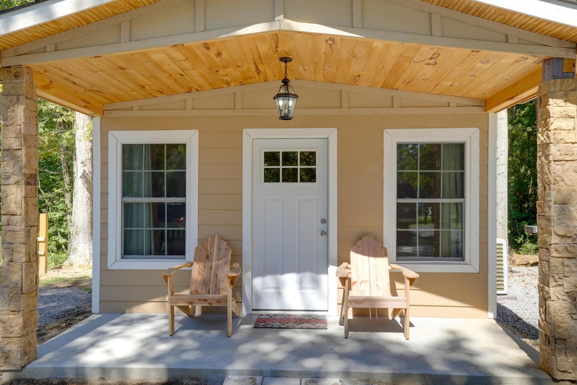 Lakeside Trenton Cabin On 7-Acre Property! エクステリア 写真